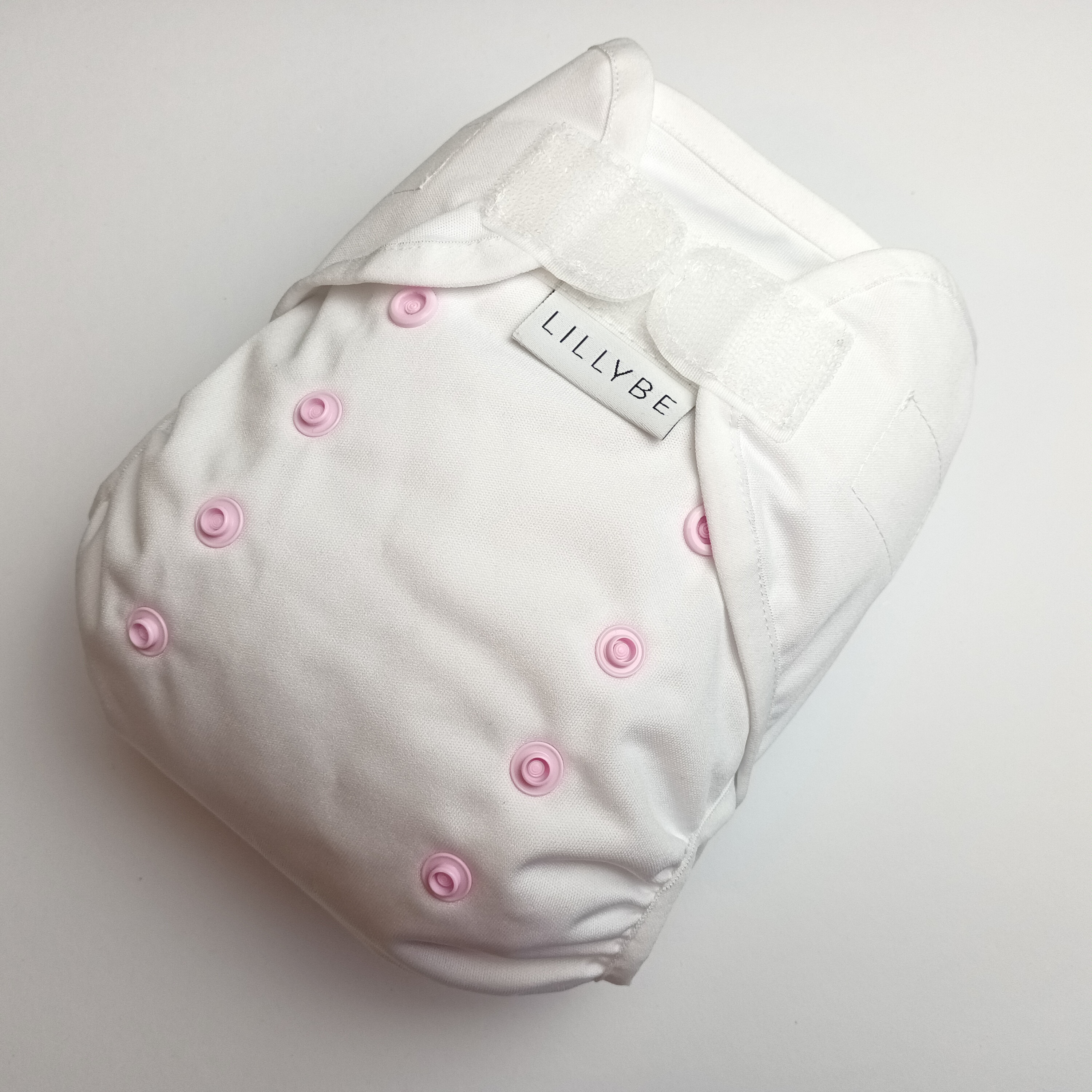 Svrchní kalhotky Lillybe, bílé s růžovými patentky